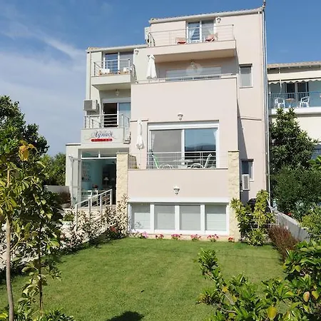 Agnadi Эпископос