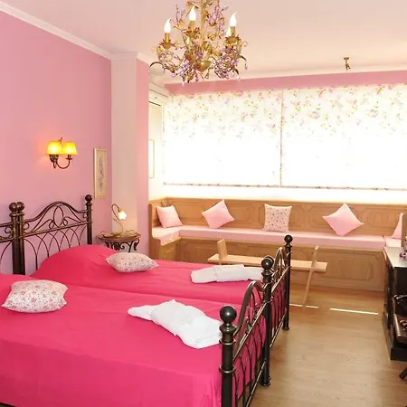 Agnadi Aparthotel 3*